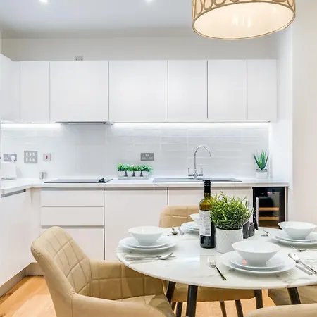 Pluxa Creme Opulence 5 Star Beautiful High End In Centre Apartmán *